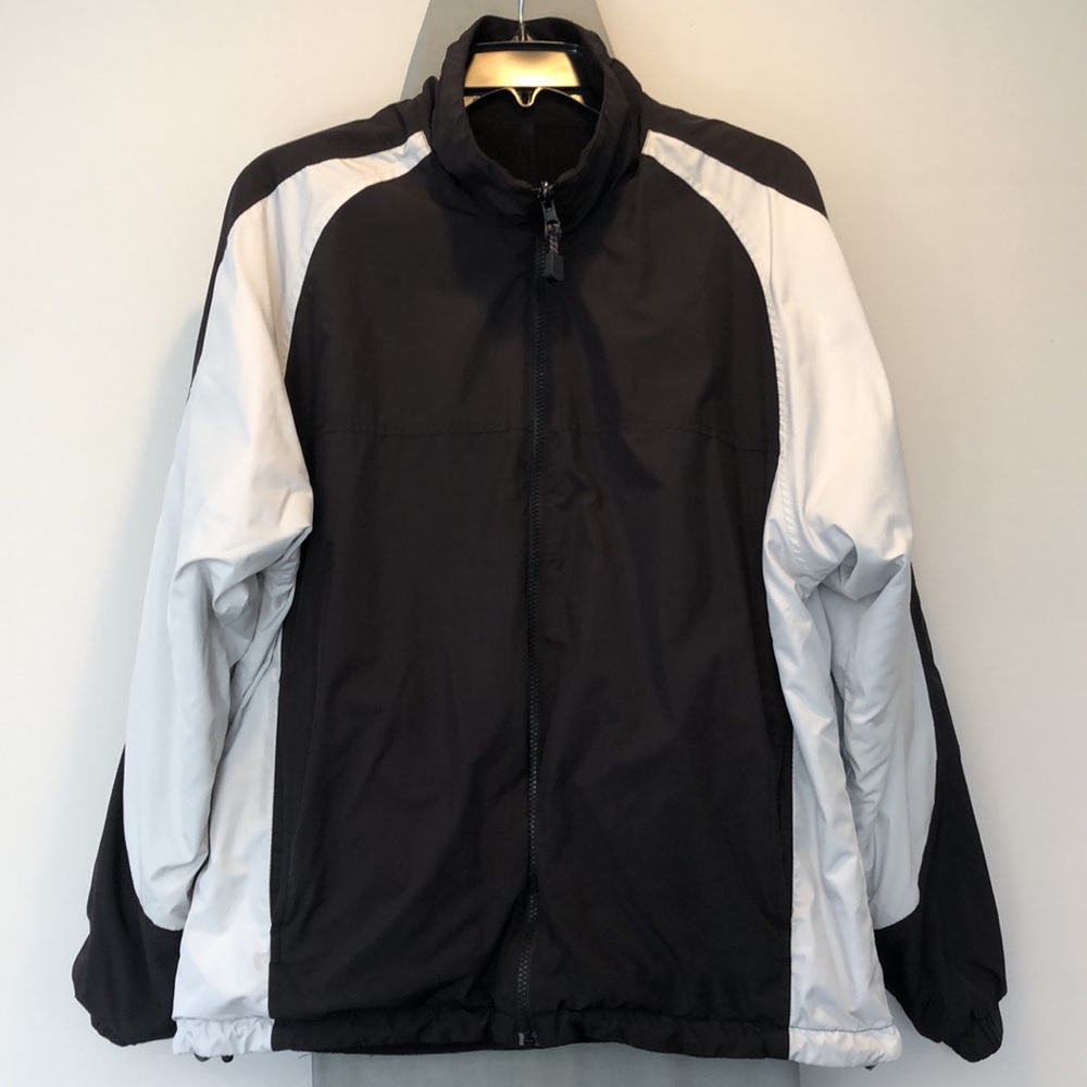 Dunbrooke Reversible Jacket. - Picture 3 of 8